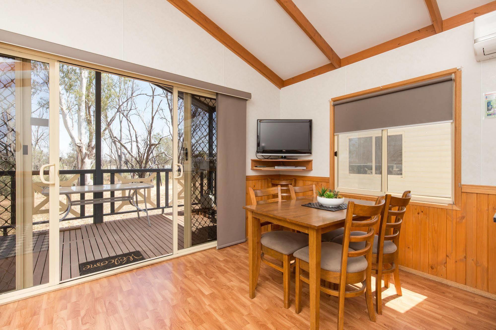 Nrma Mildura Riverside Holiday Park Extérieur photo