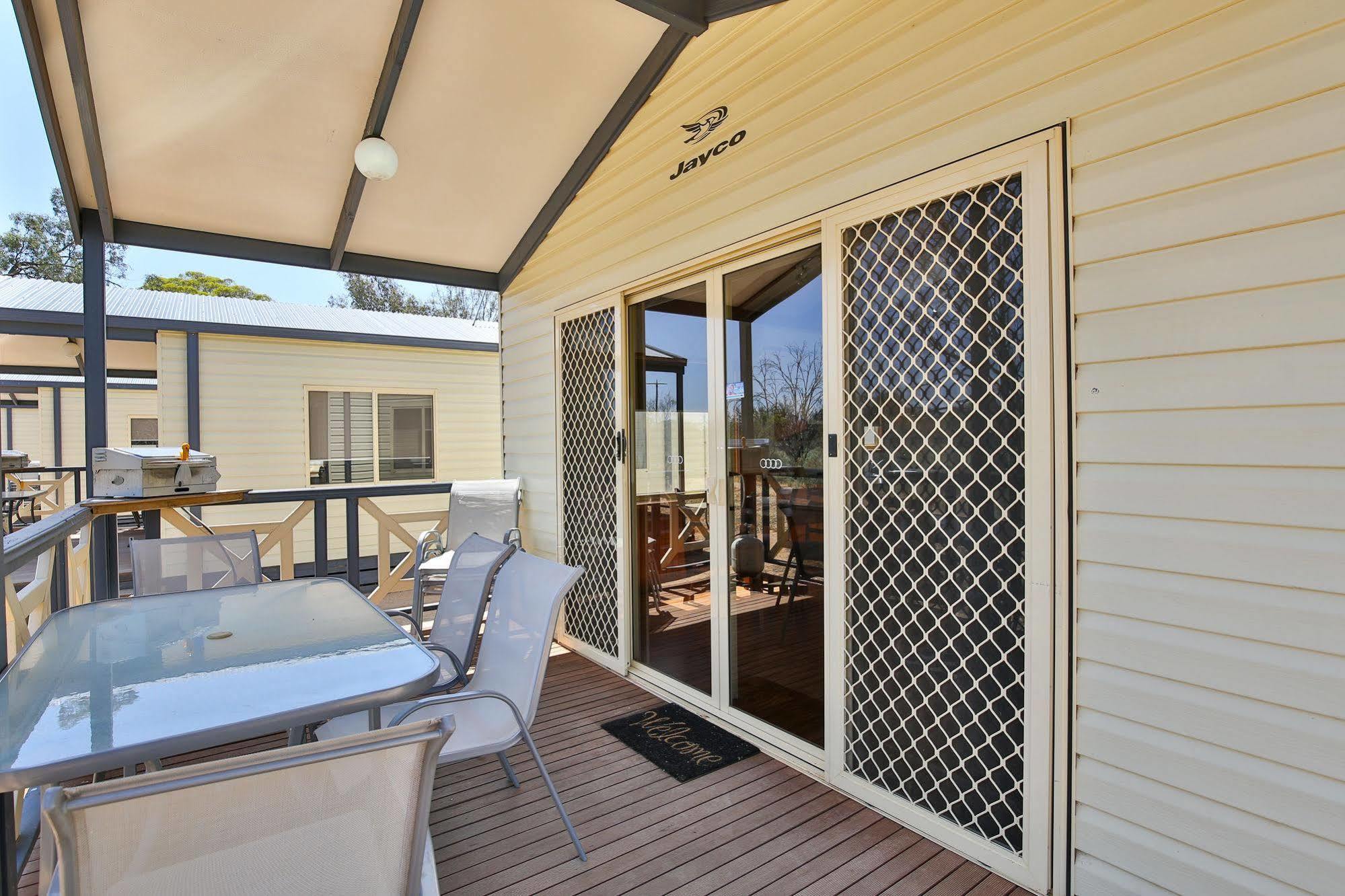 Nrma Mildura Riverside Holiday Park Extérieur photo