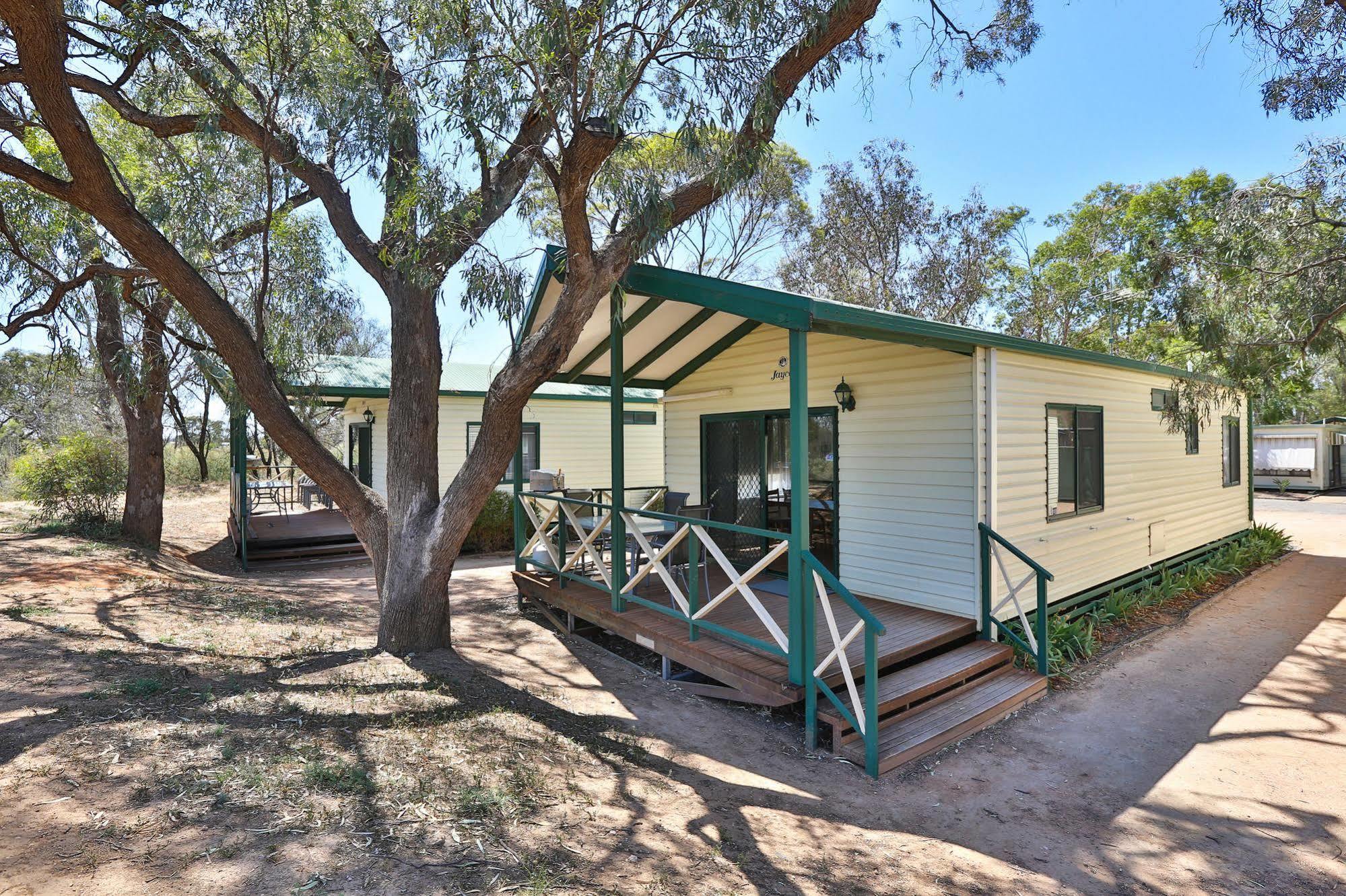 Nrma Mildura Riverside Holiday Park Extérieur photo